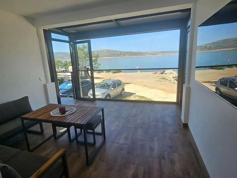 Apartment Paklenica, On The Beach Селине Хорватия